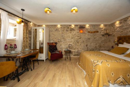 Kruna apartments est 2024