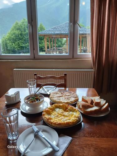 Fotografie z fotogalerie ubytování Guesthouse Daeli v destinaci Mazeri