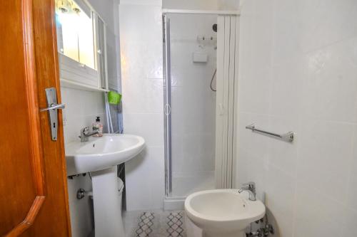 Ένα μπάνιο στο Casa Ida