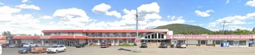 Budynek, w którym mieści się hotel