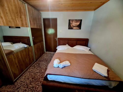 KYRIAKOS House