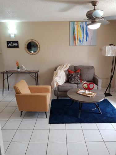 Cozy, modern New Kingston 1 bedroom