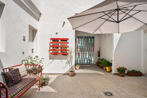 Cosy flat with good connections - Luis Ruiz 2
