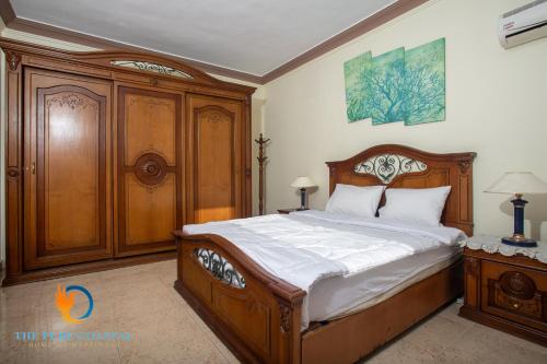 Ένα ή περισσότερα κρεβάτια σε δωμάτιο στο Large 2-bedroom apartment