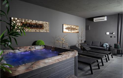 Stunning Home In Medulin With Sauna