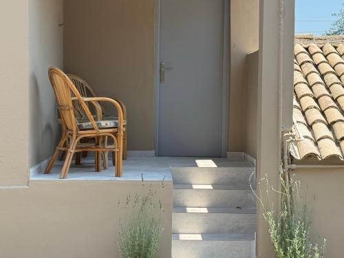 Φωτογραφία από το άλμπουμ του Olga's Sea View Studios, 400m from Ipsos Beach στον Ύψο
