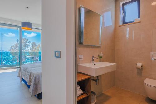 Maresole Beachfront Residence