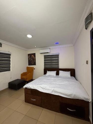 เตียงในห้องที่ PN Residence