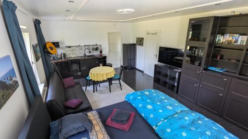 Η κουζίνα ή μικρή κουζίνα στο Zwei Apartments "Am Bergwald" in Malsch, zwischen Karlsruhe, Rastatt und Baden-Baden