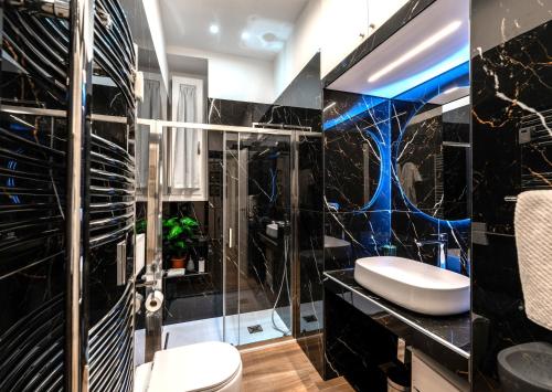 BOHEMIAN PIGNETO RHOME - 2 bdr 2 bath family friendly comfort & elegance - Colosseum at 4 metro stops - Vibrant & secure area, Pigneto metro & historic car free Island at 10 min walk - Easy access to Termini, La Sapienza, Policlinico Umberto I