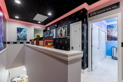 5BR Getaway with Pool Arcade Games and Resort Access photo 24