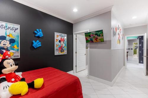 5BR Getaway with Pool Arcade Games and Resort Access photo 26