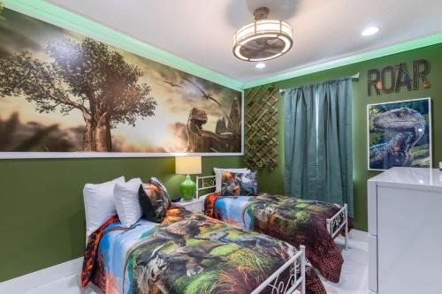 5BR Getaway with Pool Arcade Games and Resort Access photo 14