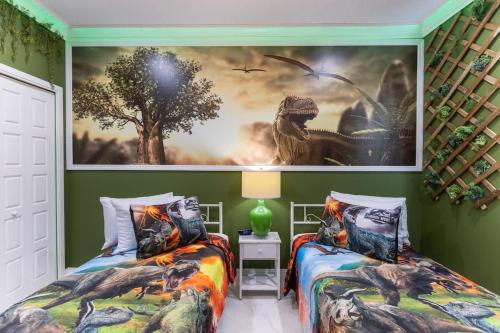5BR Getaway with Pool Arcade Games and Resort Access photo 31