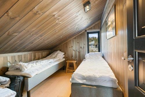 Gallery image of Mountain Cabin With Jacuzzi Near Turufjell in Flå