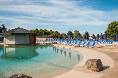 Bassenget på eller i nærheten av Lake Taupo Holiday Resort