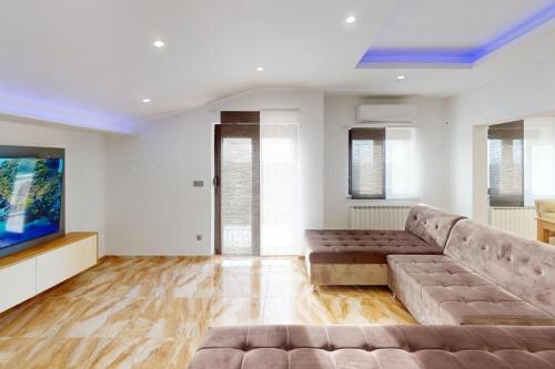 Apartments with parking space Vilanija, Umag - 24656