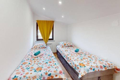Apartments with parking space Vilanija, Umag - 24656