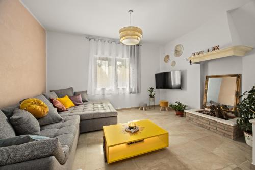 Family friendly house with a swimming pool Rovinj - 24669