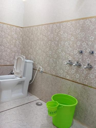 Koupelna v ubytování Ramas home stay