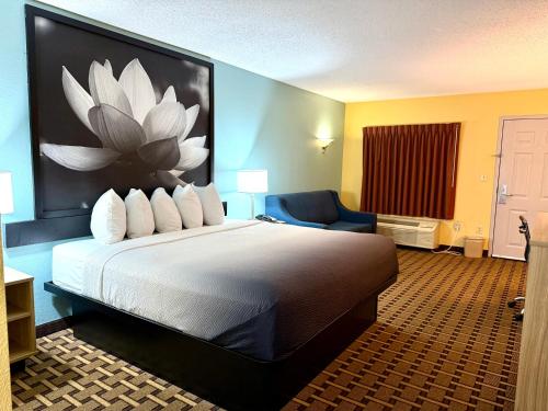 Katil atau katil-katil dalam bilik di Super 8 by Wyndham Ft. Oglethorpe GA/Chatt TN Area