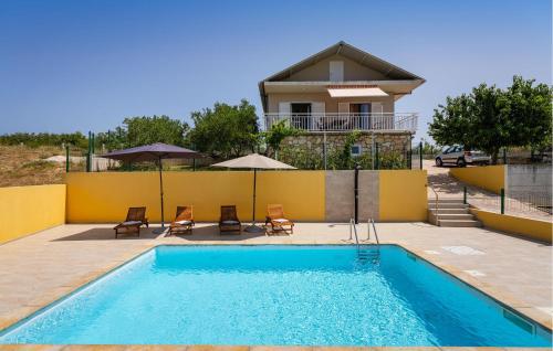 Awesome Home In Murvica Gornja