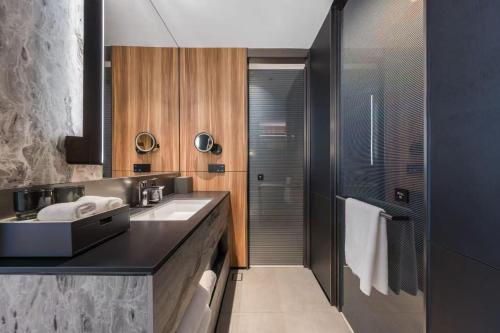 Kuchyň nebo kuchyňský kout v ubytování Intercity Beijing Daxing International Airport