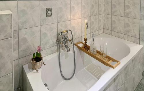 Ένα μπάνιο στο Ferienwohnung Rheinsberg