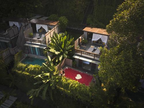 Jardin de l'établissement Dinso Resort & Villas Phuket, Vignette Collection by IHG