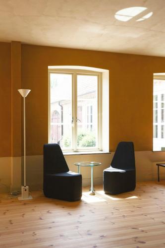 Χώρος καθιστικού στο Stylish Farm With Designer Interior In Österlen
