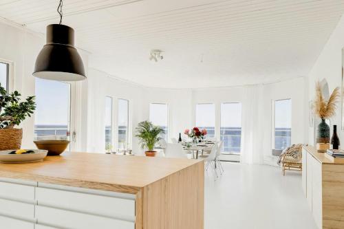 Φωτογραφία από το άλμπουμ του Modern Villa With Sea Views In Picturesque Mölle σε Molle