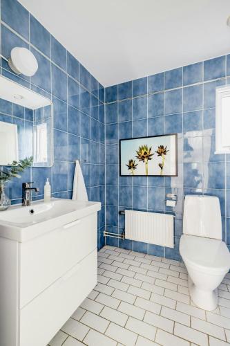 Ένα μπάνιο στο Modern Villa With Sea Views In Picturesque Mölle