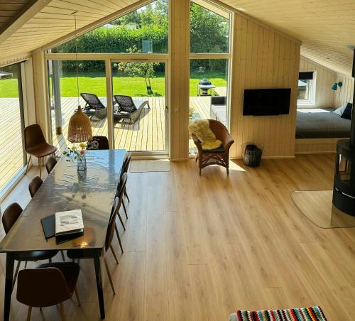 Posezení v ubytování Classic Cottage Near Forest And Beach In Grenaa