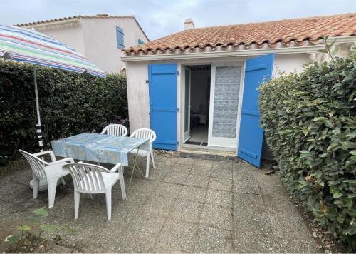 Maison accès plage dans résidence avec Piscine