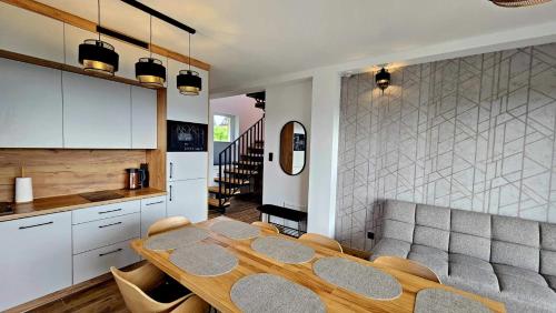 Η κουζίνα ή μικρή κουζίνα στο Tatra Twin House