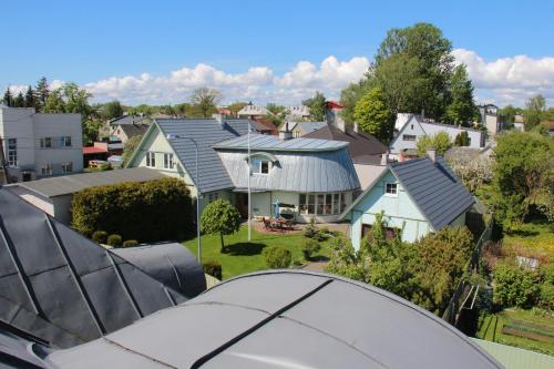 an overhead view of a house with a roof at Sunrise majutus in Pärnu