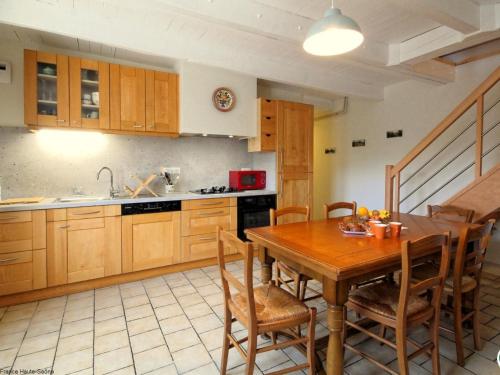 Gîte familial rénové avec jardin au cœur de la Vallée de la Saône - FR-1-583-467