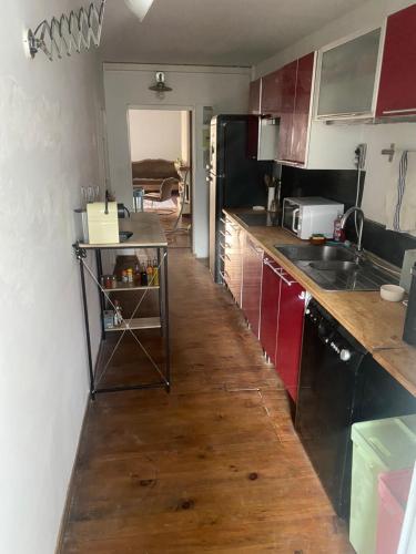 Photo de la galerie de l'établissement Grand appartement climatisé Avignon intra-muros, à Avignon