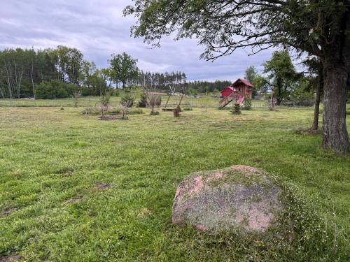 Landskap semula jadi dekat dengan rumah percutian