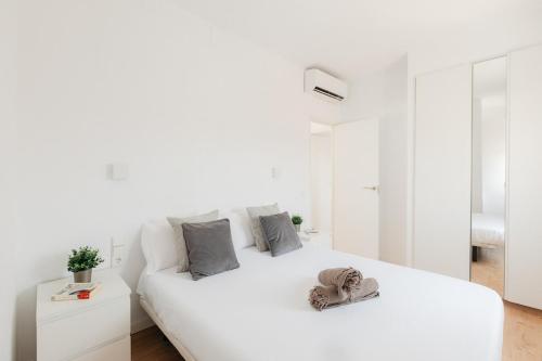 Penthouse with Terrace 2 Bedrooms 2 Bathrooms