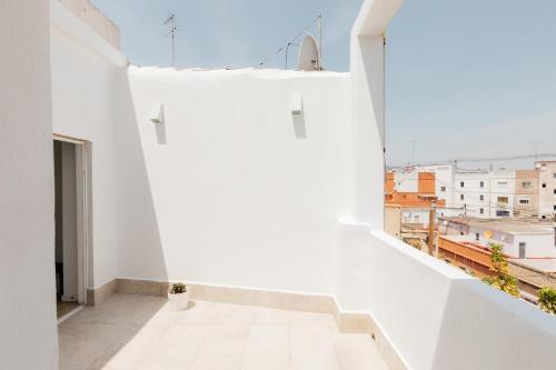 Penthouse with Terrace 2 Bedrooms 2 Bathrooms