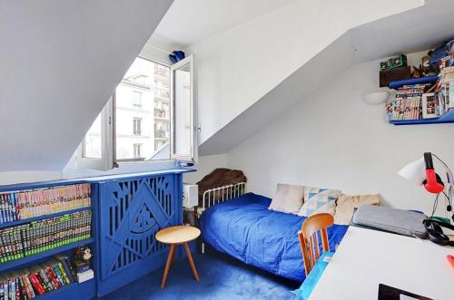 Photo de la galerie de l'établissement Large, bright apartment, à Paris