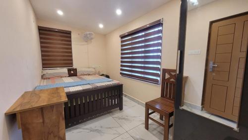 Postel nebo postele na pokoji v ubytování Newcastle Holiday Resorts 5 BHK Entire Villa with Mountain view