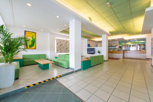 The lobby or reception area at Hotel 2000