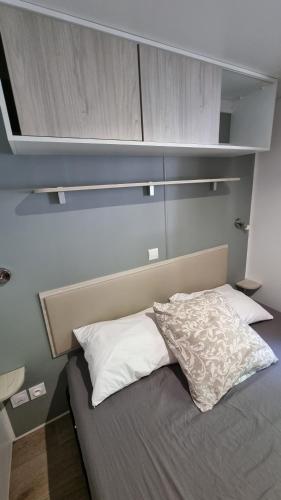 Photo de la galerie de l'établissement Camping Château de Galaure, à Châteauneuf-de-Galaure