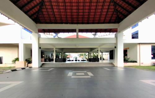 Gambar di galeri bagi Samsuria Beach Suite Apartments di Kampong Gebeng
