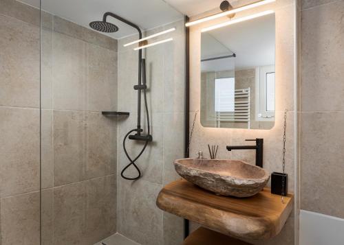 Nostos Athens Luxury Residence