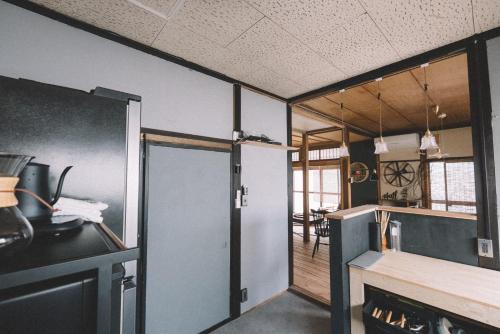 Entire Building Rental TANDEM