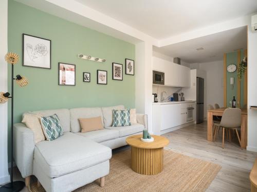 Gran apartamento con ascensor cerca playa Las Canteras BT3A