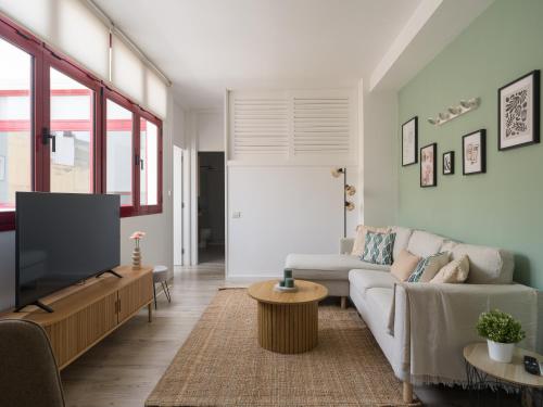 Gran apartamento con ascensor cerca playa Las Canteras BT3A